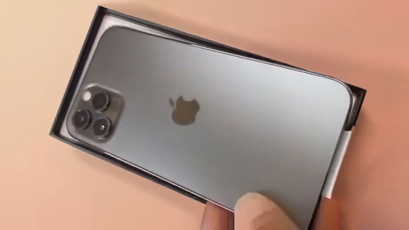 Iphone 12 Pro In Graphite And Magsafe Accessories Shown Off In More Unboxing Videos And Photos Buy Iphone Australia